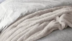 Furfinity bedsprei
