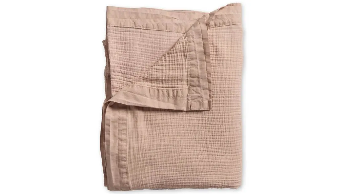 Gentle Embrace bedsprei